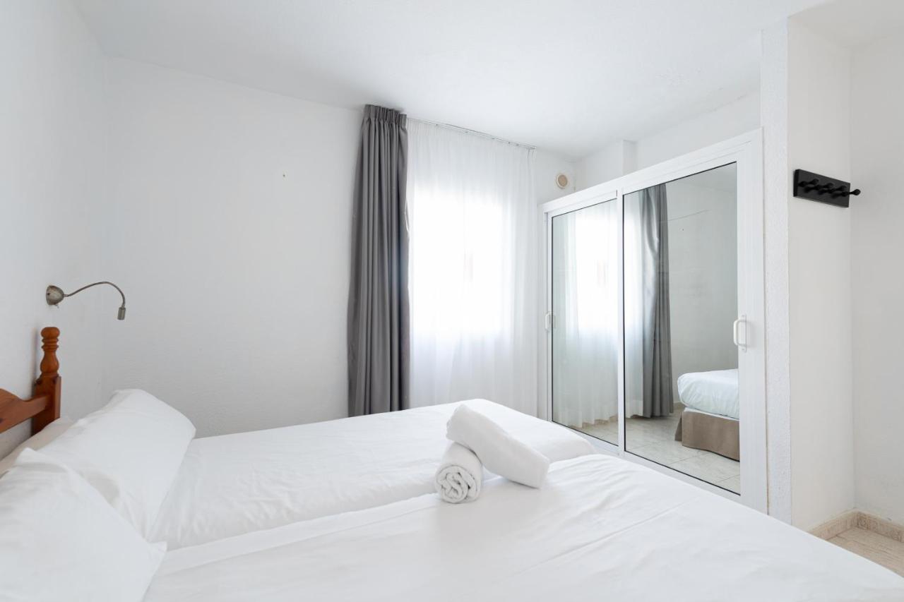 דירות Apartamento 1 Con Terraza Y Piscina En קורלחו מראה חיצוני תמונה
