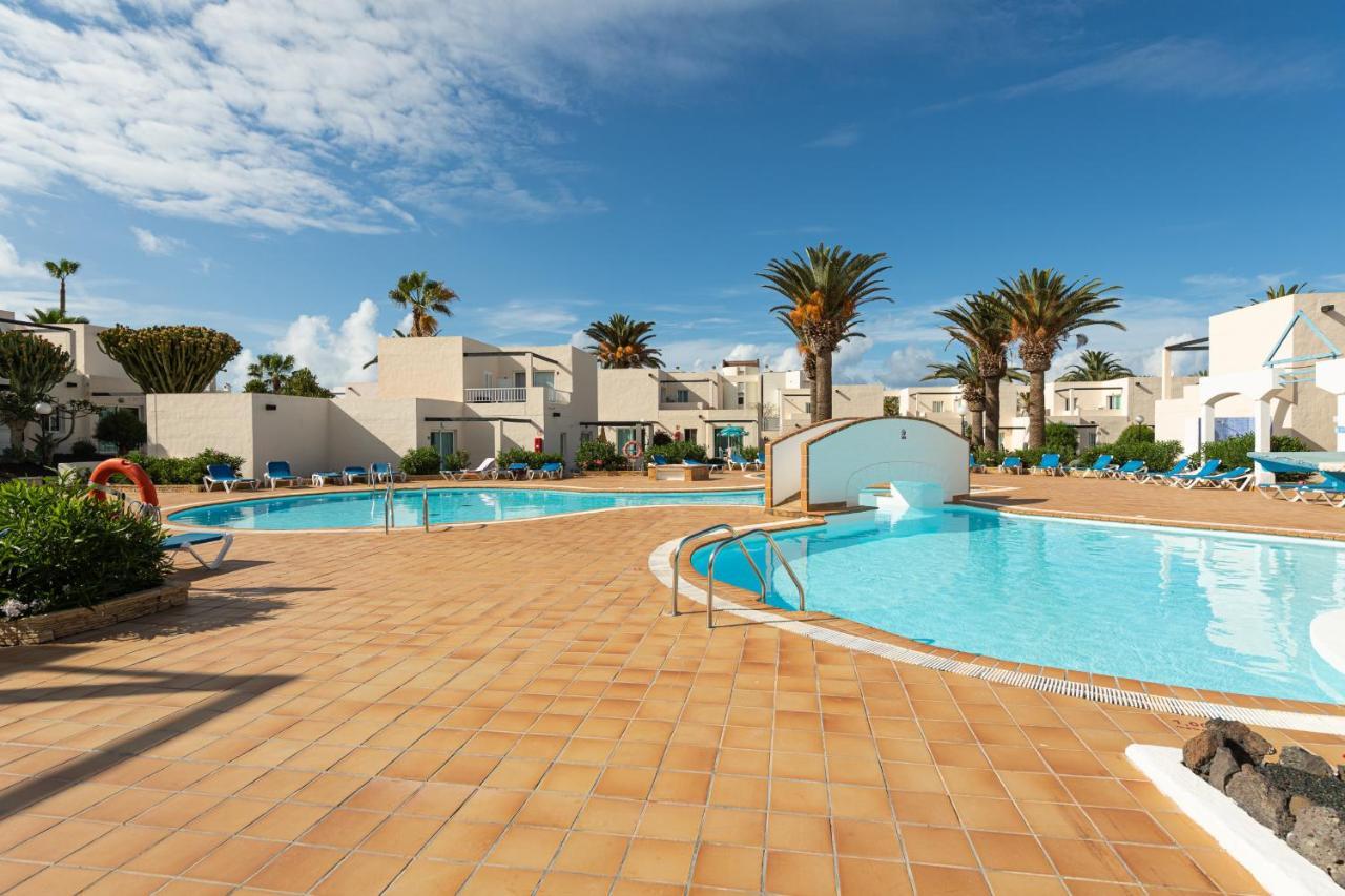 דירות Apartamento 1 Con Terraza Y Piscina En קורלחו מראה חיצוני תמונה